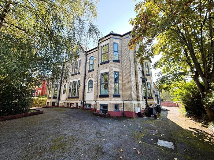 2 Bedroom Apartment For Sale In Parsonage Road, Withington, M20