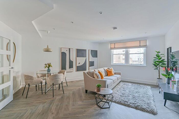 1 Bedroom Flat For Sale In The Wharf Collection, Battersea, London, SW11