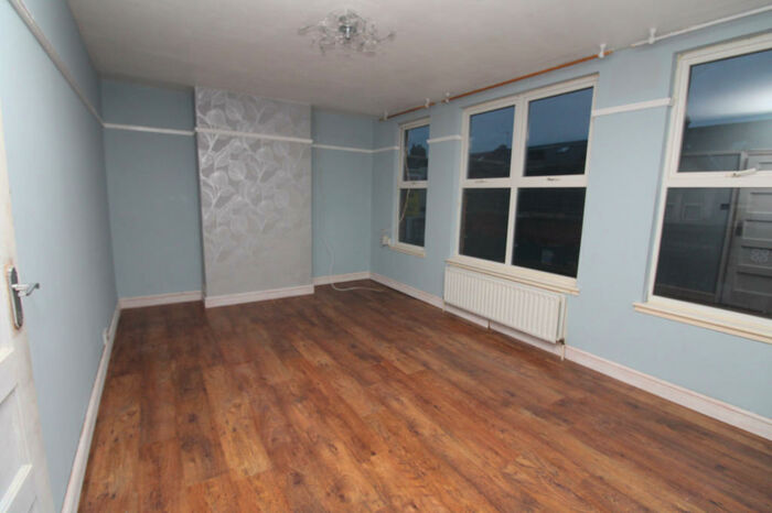 4 Bedroom Maisonette To Rent In Bellegrove Road, Welling, DA16