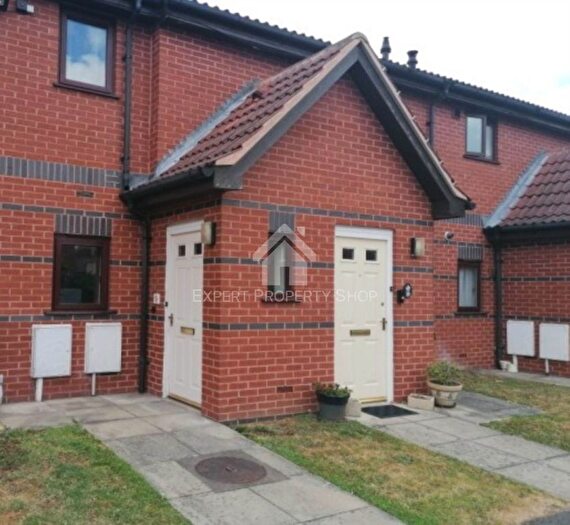 2 Bedroom Property To Rent In The Pines, Worksop, Nottinghamshire, S80