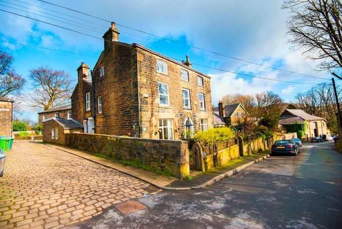 3 Bedroom Semi-Detached House For Sale In Stubbins Street, Ramsbottom, Bury, BL0