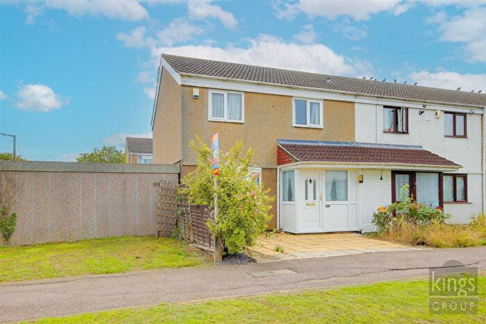 3 Bedroom End Of Terrace House For Sale In Spruce Hill, Harlow, CM18