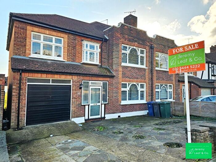 5 Bedroom Semi-Detached House For Sale In Abbots Gardens, N2