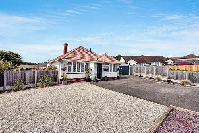 3 Bedroom Detached Bungalow For Sale In Ferndown, BH22