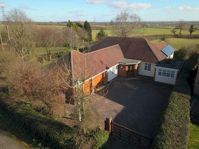 3 Bedroom Detached Bungalow For Sale In Church Road, Kirkby Mallory, Leicester, Leicestershire, LE9