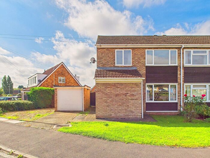3 Bedroom Semi-detached House For Sale In Manor Lane, Alconbury, Huntingdon, PE28