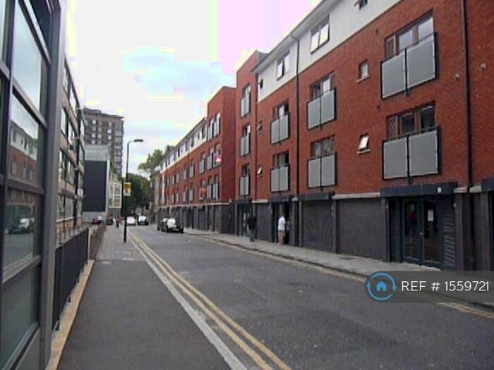 Studio To Rent In Waterson Street, Shorditch, E2