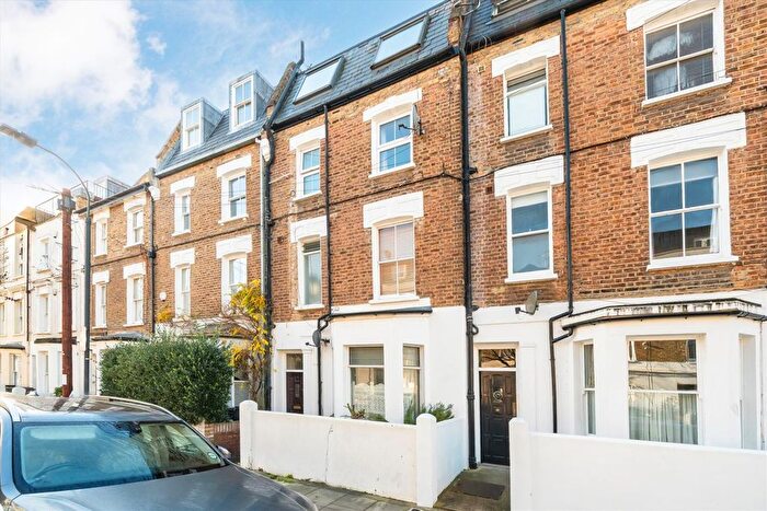 1 Bedroom Flat To Rent In Southerton Road, Hammersmith, W6