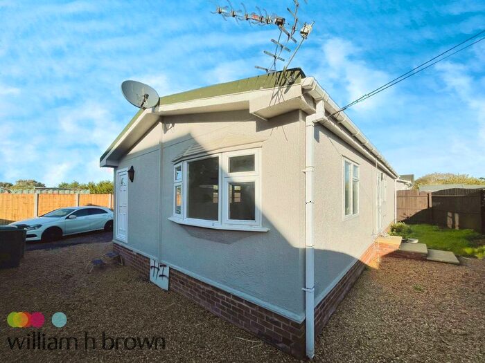 2 Bedroom Lodge To Rent In Weeley Road, Aingers Green, Great Bentley, Colchester, CO7