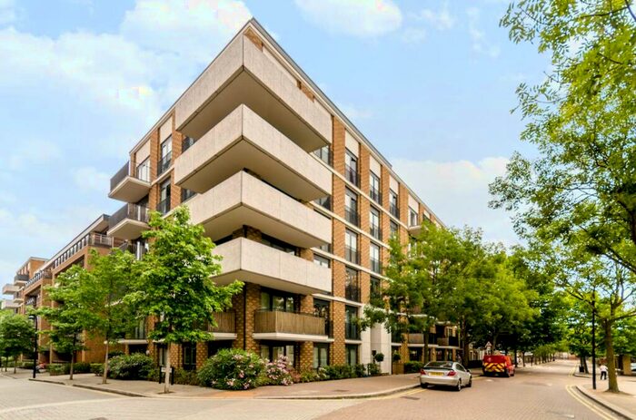 2 Bedroom Flat To Rent In Albatross Way, Canada Water, London, SE16