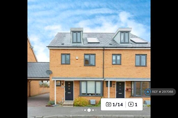 4 Bedroom Semi-Detached House To Rent In Wodell Drive, Wolverton, Milton Keynes, MK12