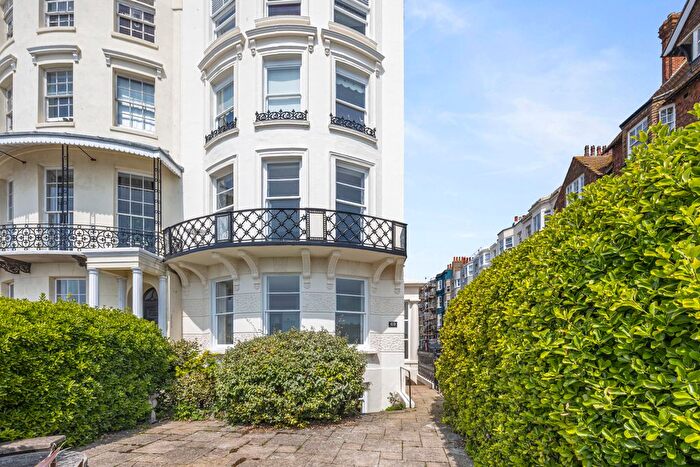 Studio To Rent In Marine Parade, Brighton, BN2