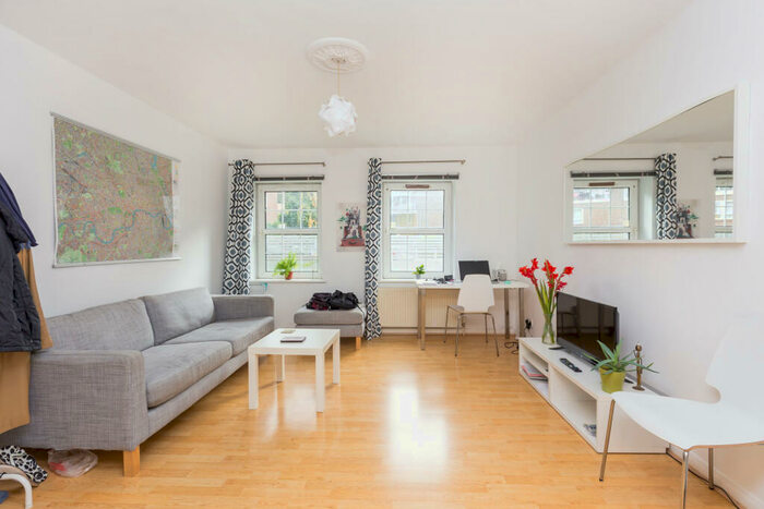 1 Bedroom Apartment To Rent In , Canton Street, London, E14