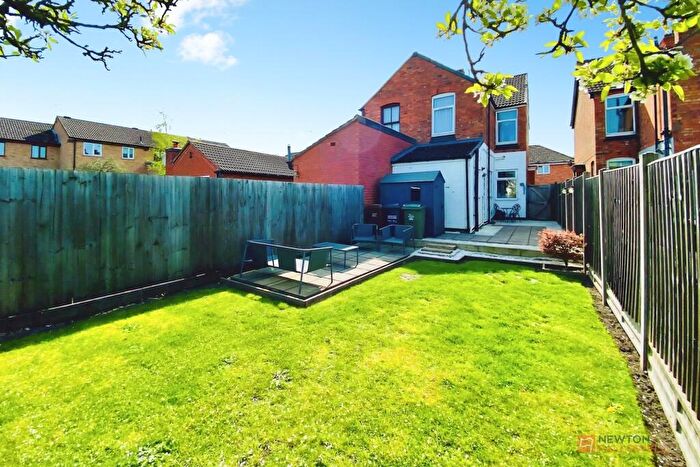 3 Bedroom Semi-Detached House For Sale In Sandford Road, Syston, LE7