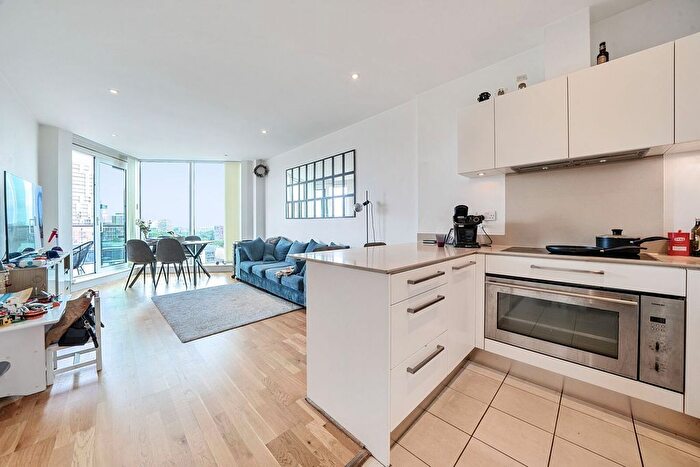 2 Bedroom Flat For Sale In Battersea Reach, Battersea, London, SW18
