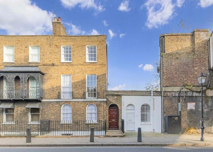 4 Bedroom House To Rent In Camden Street, Camden, NW1