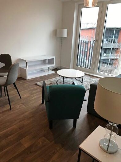 2 Bedroom Apartment To Rent In Lexington Gardens, Birmingham, B15
