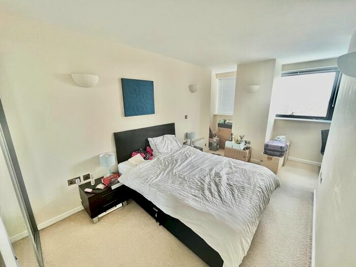 1 Bedroom Flat To Rent In Bridgewater Place, Water Ln, Leeds, LS11