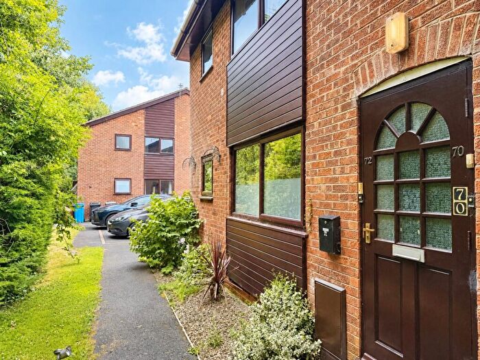 1 Bedroom Flat To Rent In Badgers Walk East, FY8