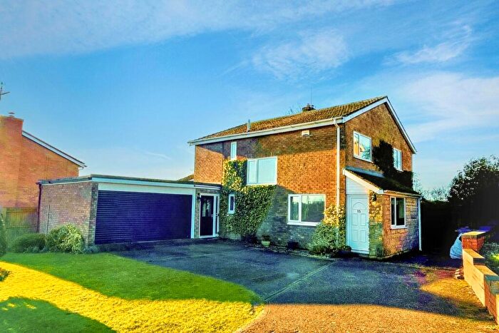 4 Bedroom Detached House For Sale In Park Road, Ketton, Stamford, PE9