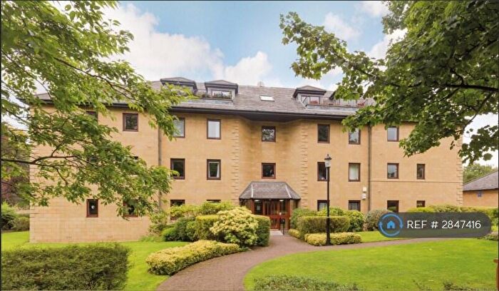 3 Bedroom Flat To Rent In Spylaw Road, Edinburgh, EH10