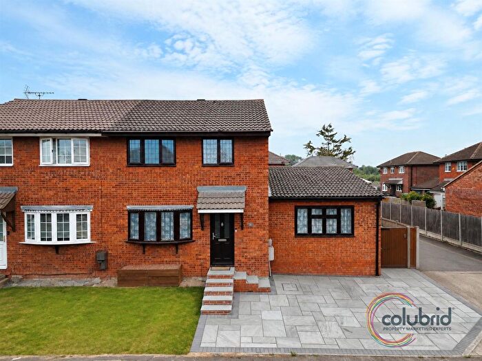 4 Bedroom Semi-Detached House For Sale In Salix Road, Grays, RM17
