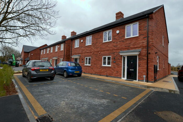 3 Bedroom Semi-Detached House To Rent In Birmingham Road, Ansley, CV10