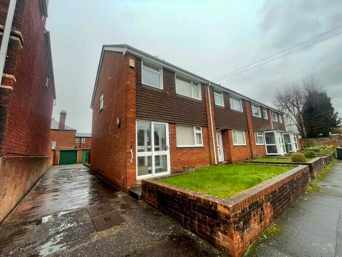 3 Bedroom House To Rent In Princes Square, St Thomas, EX2