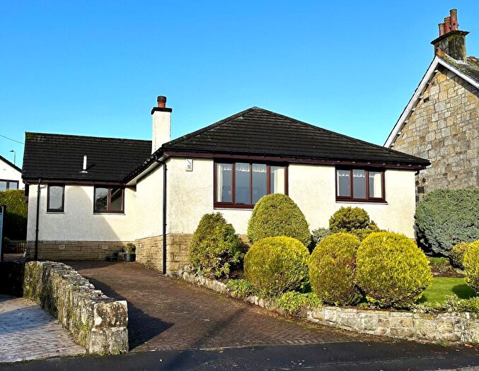 4 Bedroom Bungalow To Rent In Johnshill, Lochwinnoch, PA12