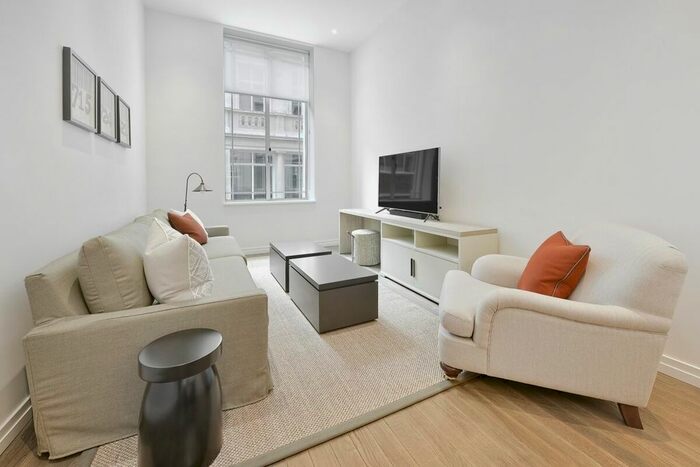 1 Bedroom Flat To Rent In Little Portland Street, London, W1W