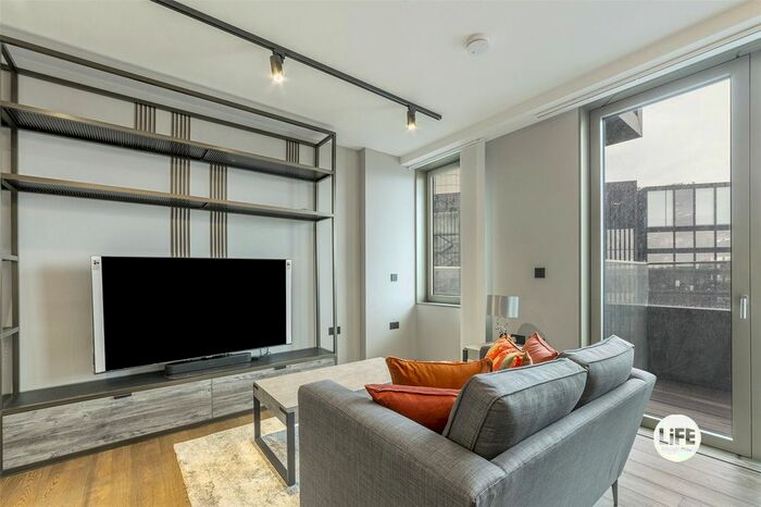 Studio To Rent In Hewett Street, London, EC2A