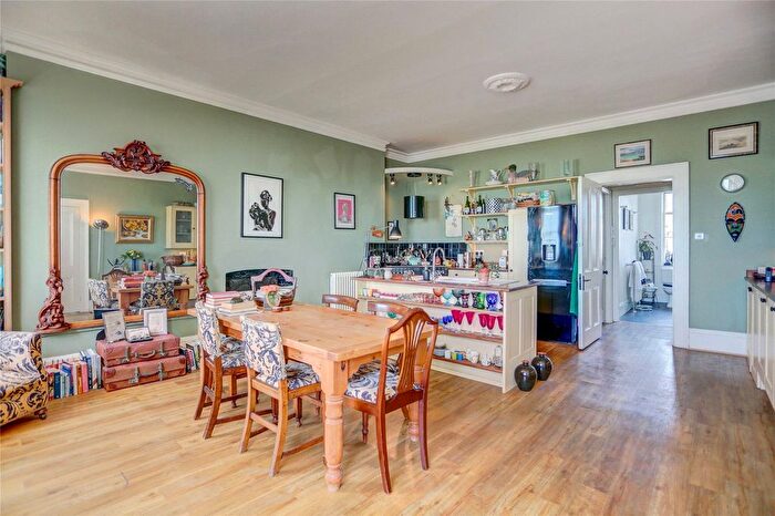 2 Bedroom Flat For Sale In Chichester Terrace, Brighton, East Sussex, BN2