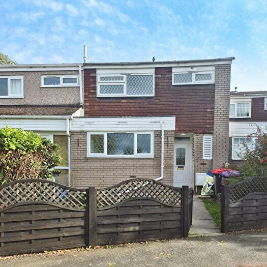 3 Bedroom Terraced House To Rent In Wantage, Telford, TF7
