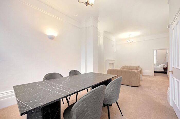 1 Bedroom Flat To Rent In Finborough Road, London, SW10