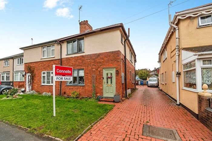 3 Bedroom Semi Detached House For Sale In Forrest Avenue, Cannock, WS11