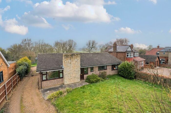 4 Bedroom Detached Bungalow For Sale In High Street, Riseley, Bedford, MK44