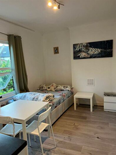 Studio To Rent In Malvern Road, Wood Green, N8