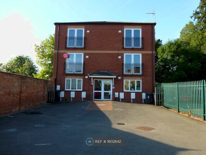 2 Bedroom Flat To Rent In Broad Street, Long Eaton, Nottingham, NG10