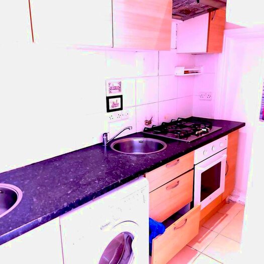 Studio To Rent In Linthorpe Road, London, N16