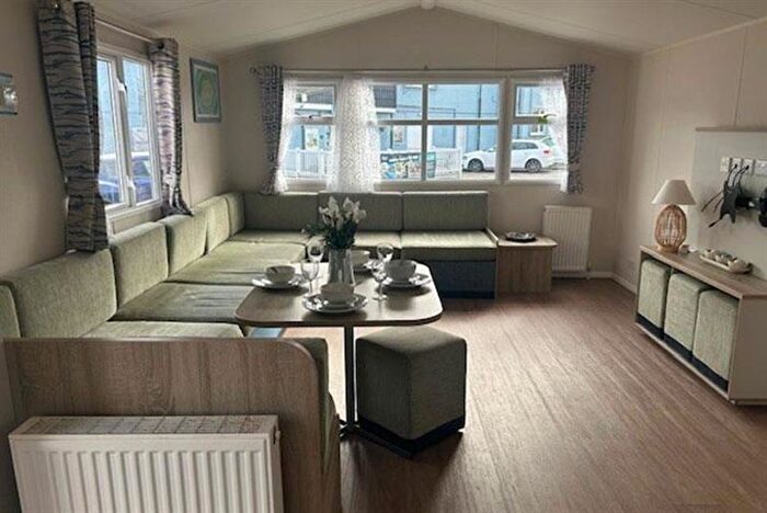 2 Bedroom Lodge For Sale In Willerby Pier, Cleethorpes Pearl Holiday Park, Humberston, Cleethorpes, Lincolnshire, DN36