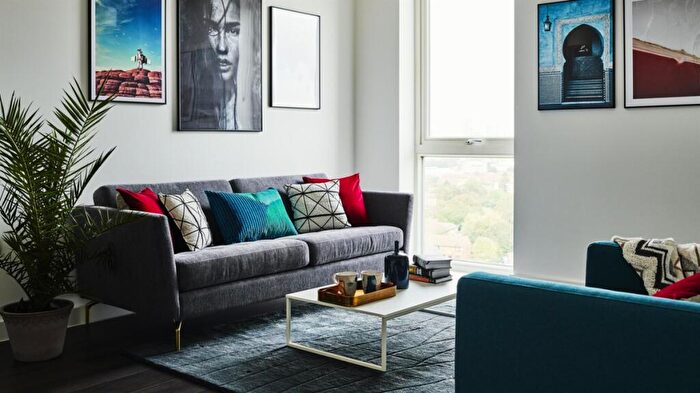 1 Bedroom Apartment To Rent In Batavia Road New Cross, SE14