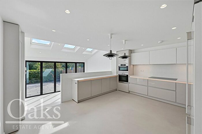 5 Bedroom Detached House To Rent In Pittville Gardens, South Norwood, SE25