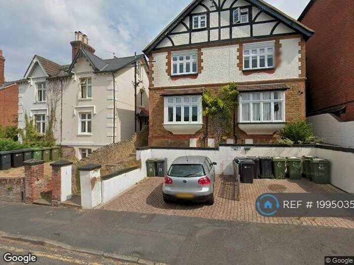 Studio To Rent In Baillie Road, Guildford, GU1