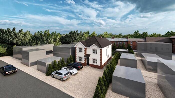 4 Bedroom Detached House For Sale In Poplar Road, Leatherhead, KT22