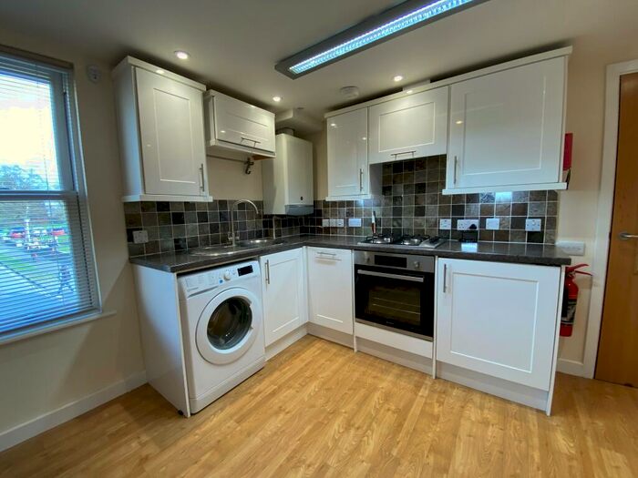 2 Bedroom Flat To Rent In Castle Street, Cambridge, CB3