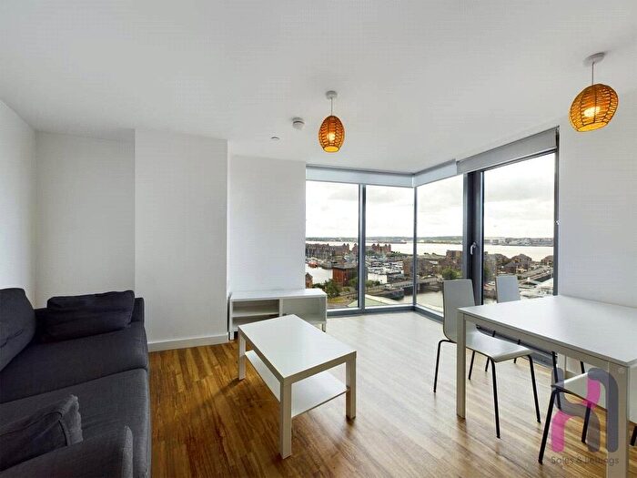 2 Bedroom Flat To Rent In The Tower, Plaza Boulevard, Liverpool, L8