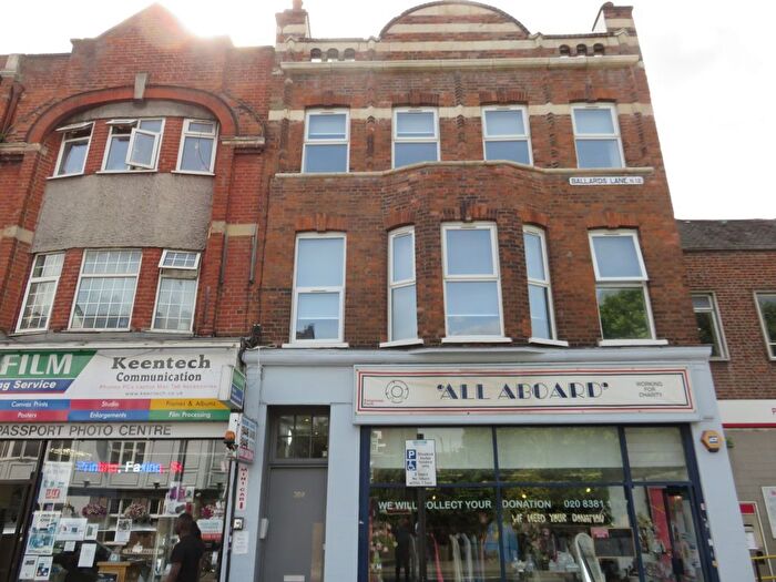 1 Bedroom Flat To Rent In Ballards Lane, London, N12