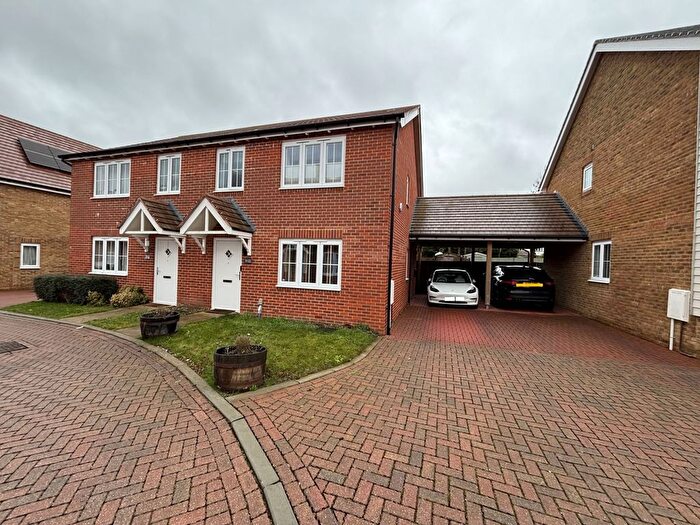 3 Bedroom Semi-Detached House For Sale In Staplehurst, Kent, TN12