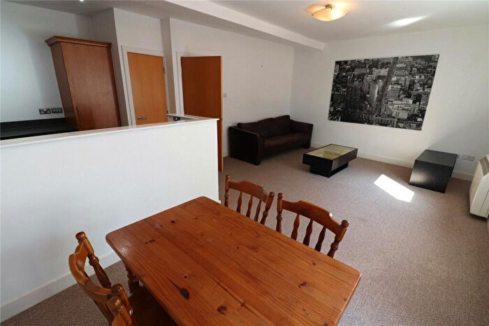 2 Bedroom Apartment To Rent In Henry Street, Liverpool, Merseyside, L1