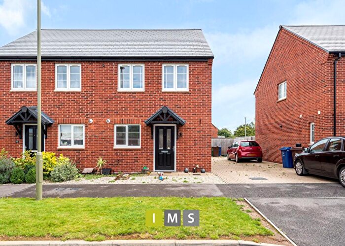 2 Bedroom Semi Detached House For Sale In Hampden Square, Upper Heyford, OX25
